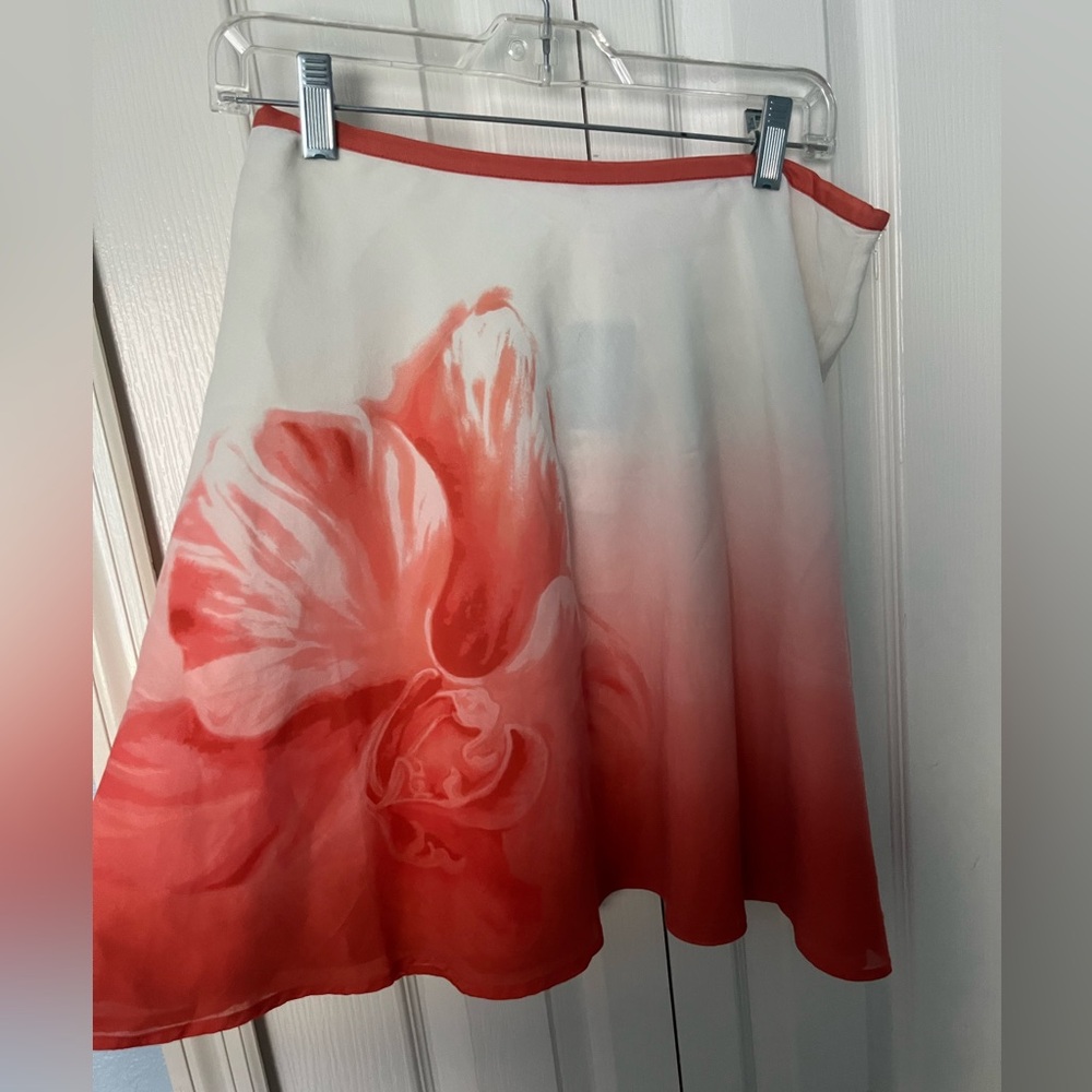 Tori Richard Coral and White Floral Skirt